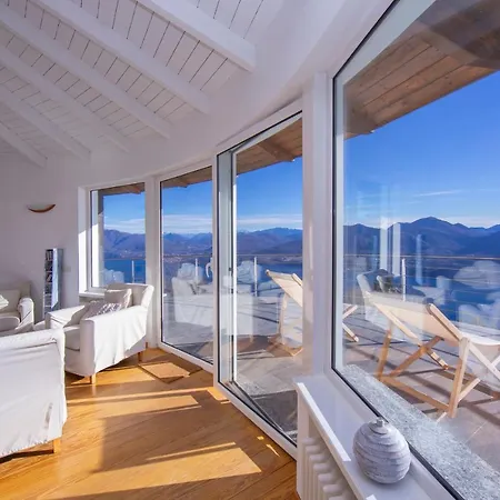 Pollino Sleeps 4 *
