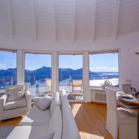 Апартаменты Pollino Sleeps 4 *