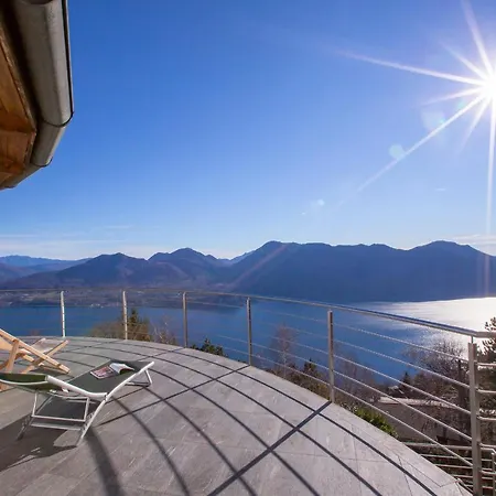 Pollino Sleeps 4 Premeno
